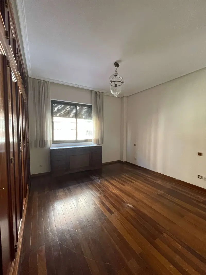 Dormitorio principal antes de la reforma