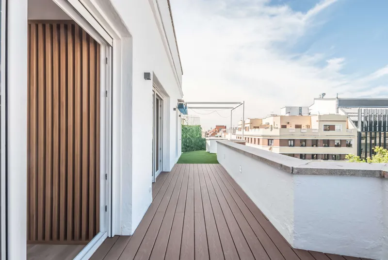 Ático con terraza en Chamberí — Calle Ríos Rosas